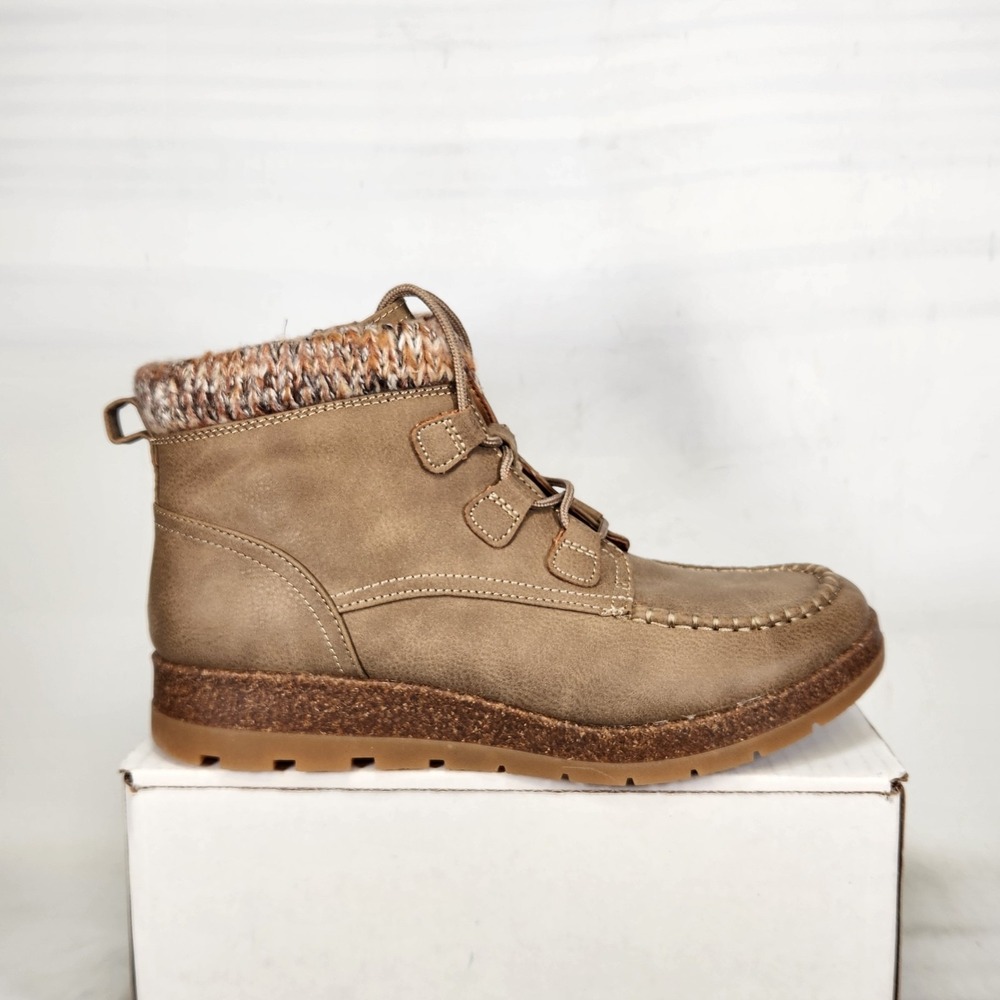 Eurosoft Lorelei Boot Women Size 9 Stone/Tan Knit Collar Lace Up Zip Ankle Boot